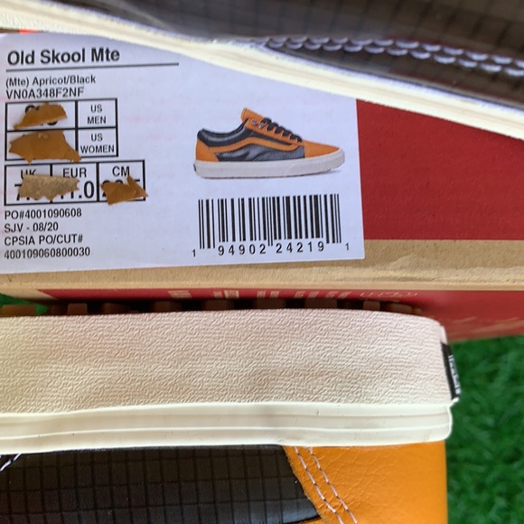 VANS OLD SKOOL MTE APRICOT/BLACK WMNS - Picture 17 of 17